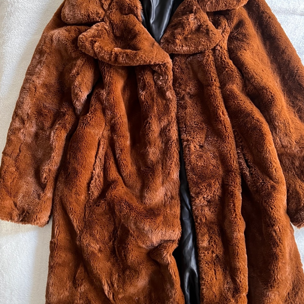 Badgley Mischka Flux Coat